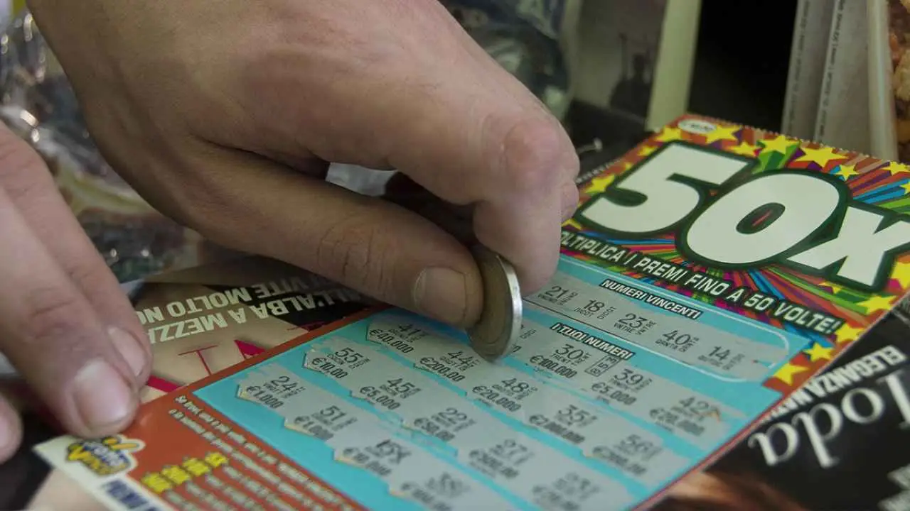 Gratta e vinci popolare? Ecco le reali probabilità di vincita che nasconde